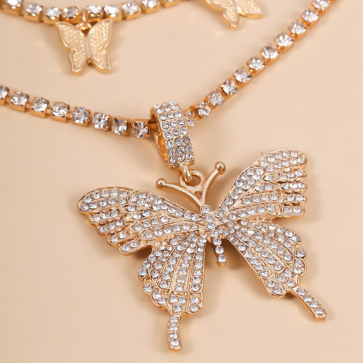 Jewelry Personality Geometric Flash Diamond Temperament Necklace Female Creative Mix and Match Butterfly Diamond Set Necklace