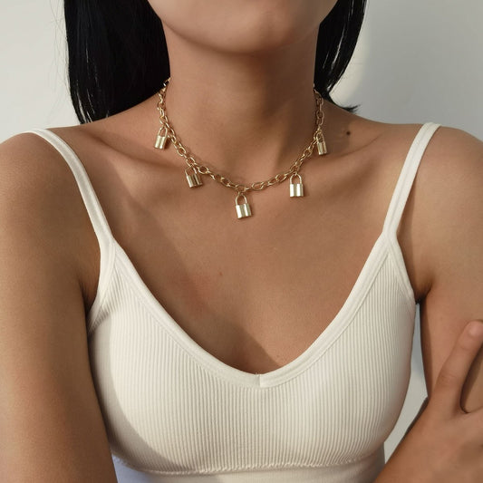 Jewelry Simple Fashion Clavicle Chain Necklace Retro Hip Hop Alloy Lock Pendant Necklace Female