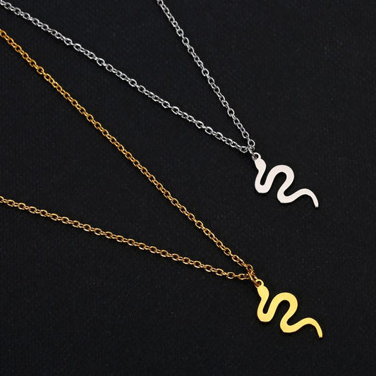 Necklace female ins snake pendant necklace jewelry choker personality exaggerated titanium steel collarbone necklace