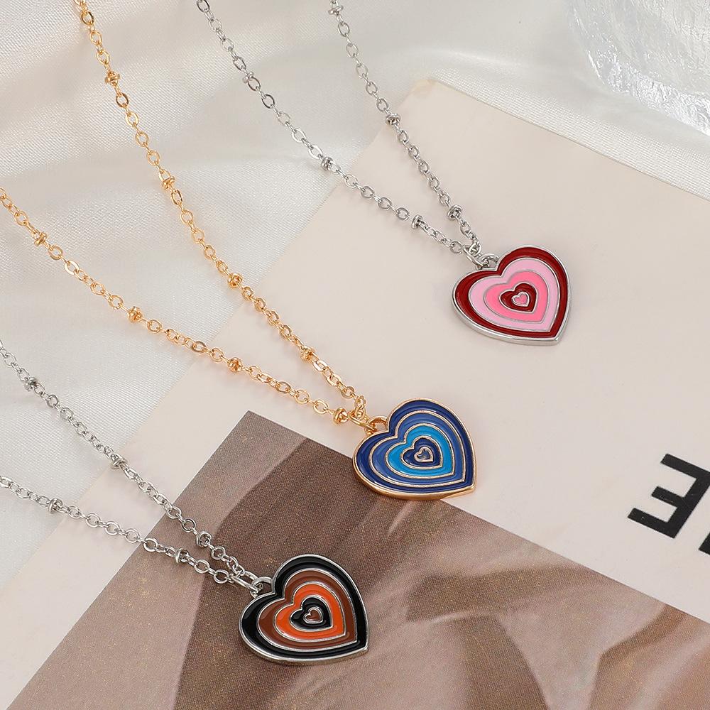 Ins color matching love necklace female fashion temperament drop oil gradient peach heart pendant clavicle chain simple necklace