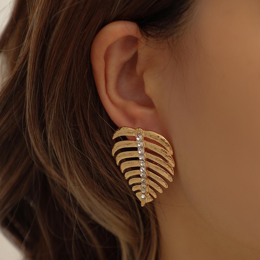 Simple Fashion Banana Leaf Earrings Personality Creative Plant Earrings Ear Jewelry Jewelry