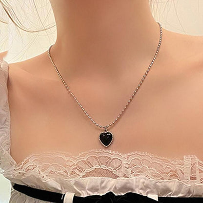 Ins Pendant Accessories Black Heart Titanium Steel Necklace Female Simple Versatile Personalized Clavicle Chain