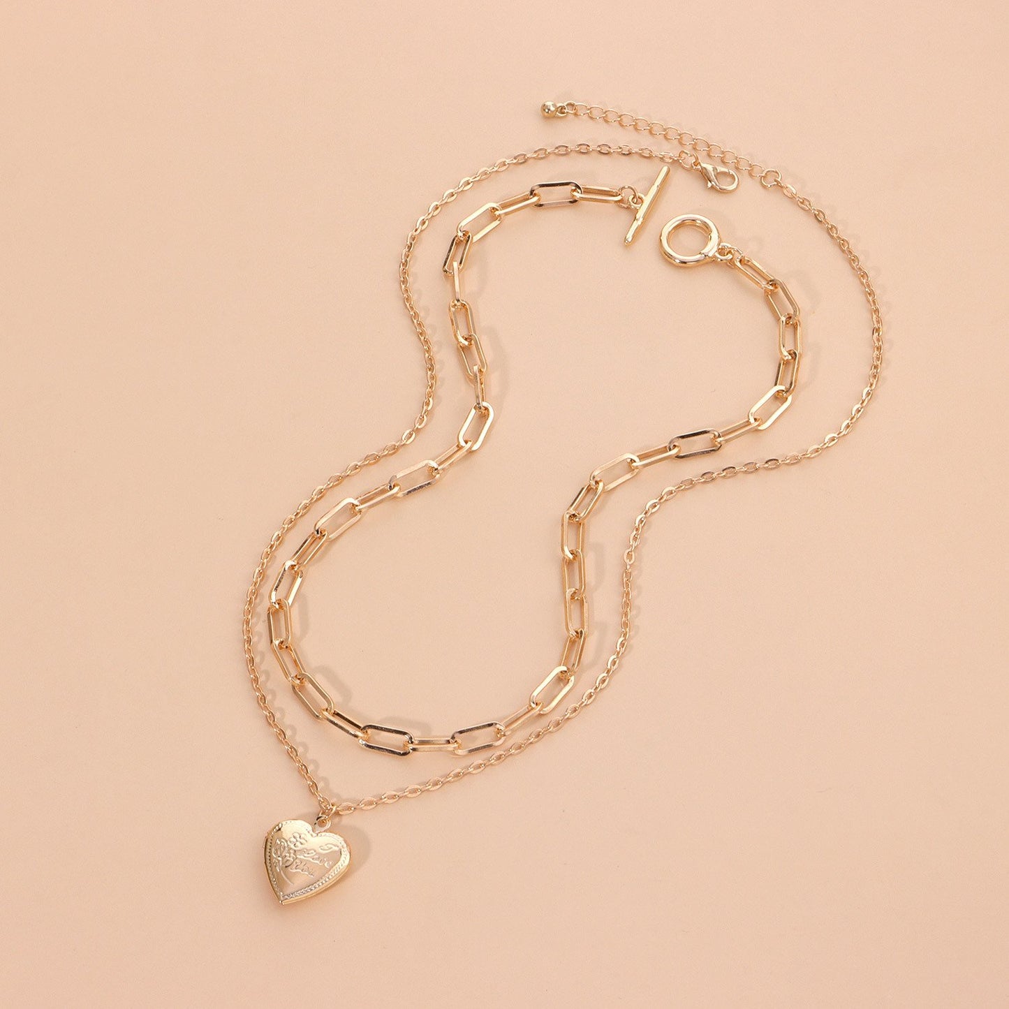 Jewelry OT buckle can be opened embossed peach heart necklace female hip-hop retro trend love necklace