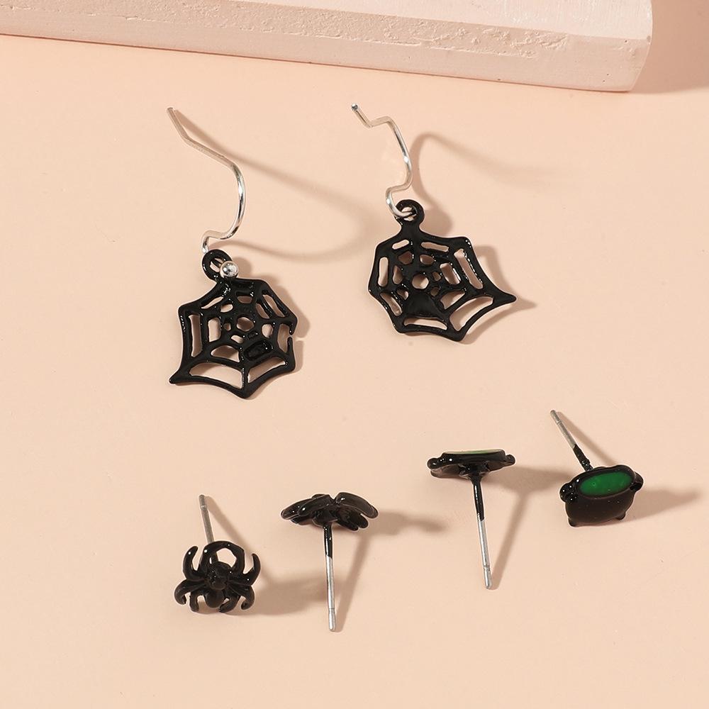 Spider Web Skull Earrings Halloween Gothic Retro Exaggerated Bat Earrings Pop Jewelry
