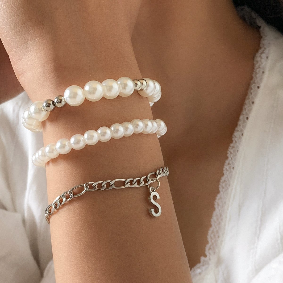 Jewelry Trend Letter S Pendant Imitation Pearl Bracelet Sweet Cool Stacked Metal Chain Hand Jewelry Female