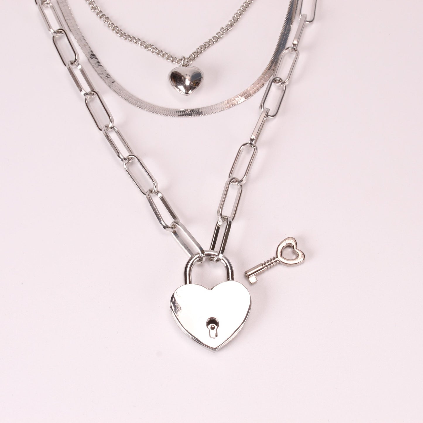 Jewelry simple ins net red same style buckle chain necklace female fresh love pendant lock necklace