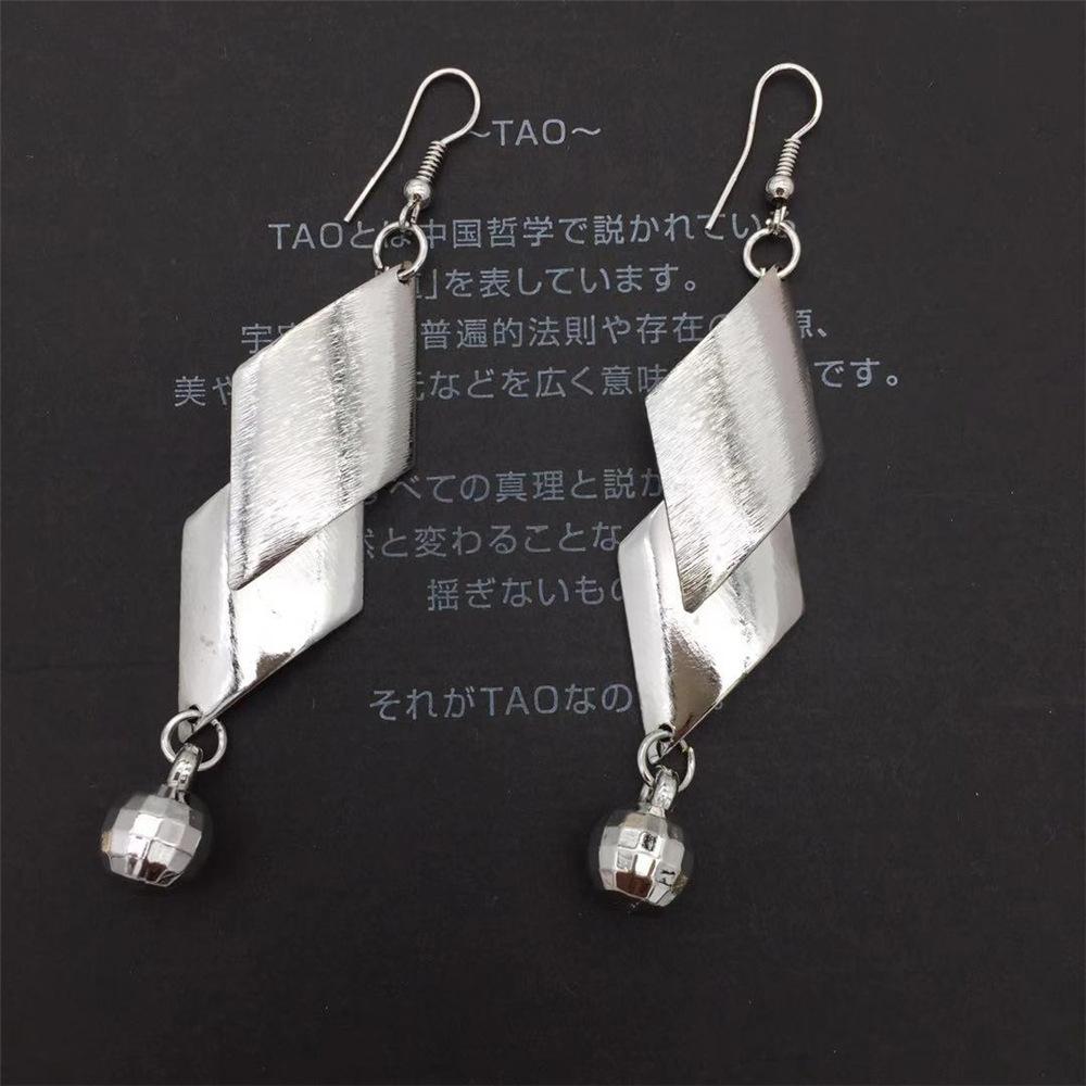 Exaggerated Surface Rhombus Bead Earrings Ladies Ear Jewelry Earrings Christmas Gift Style