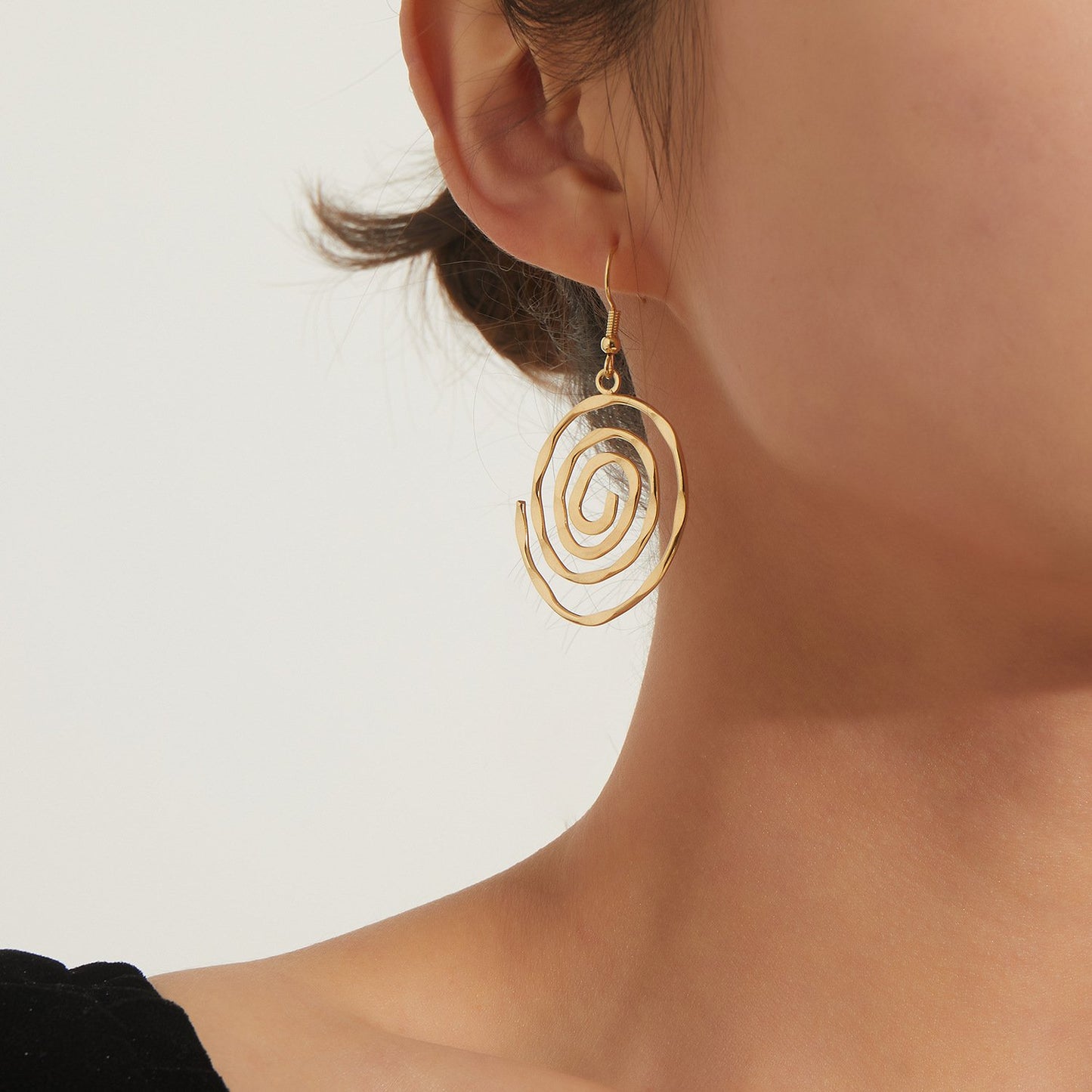 Jewelry Fashion Creative Hollow Round Swirl Earrings Women's Trendy Earrings