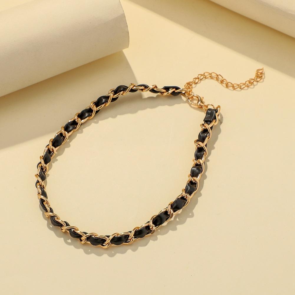 Fashion creative leather rope wearing chain temperament choker collarbone necklace niche light luxury leather collar