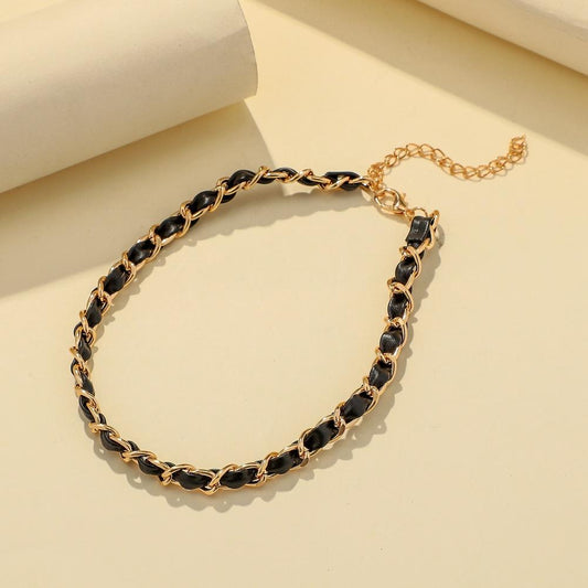 Fashion creative leather rope wearing chain temperament choker collarbone necklace niche light luxury leather collar