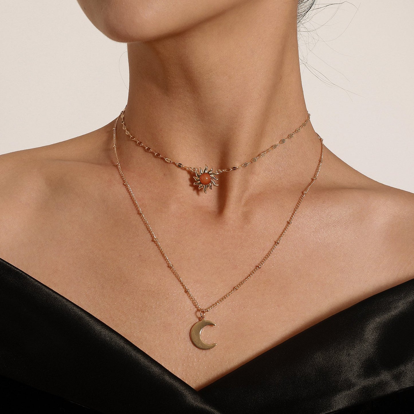 Jewelry Jewelry Sunflower Crescent Pendant Necklace Ladies Temperament Fashion Double Bead Necklace