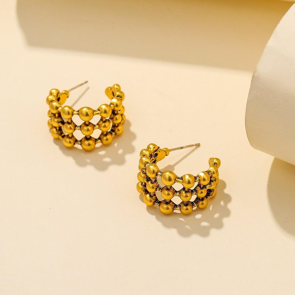 Dongdaemun Retro Hong Kong Earrings Fashion Gold Ball Hollow C Shape Earrings Lady Earrings