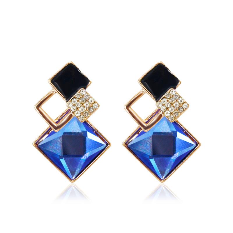 Women's Rhombus Crystal Shiny Earrings Fashion Temperament Earrings Versatile Exaggerated Trend Earrings