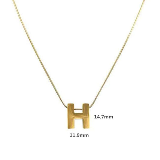 Ins cold and simple all-match temperament titanium steel plated 18K letter H pendant necklace snake bone chain necklace