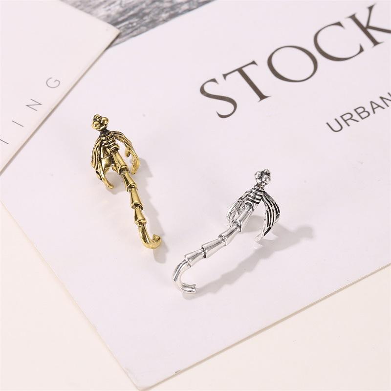 Retro Gothic dragonfly ear clip without ear hole ins creative insect long single ear clip female earrings