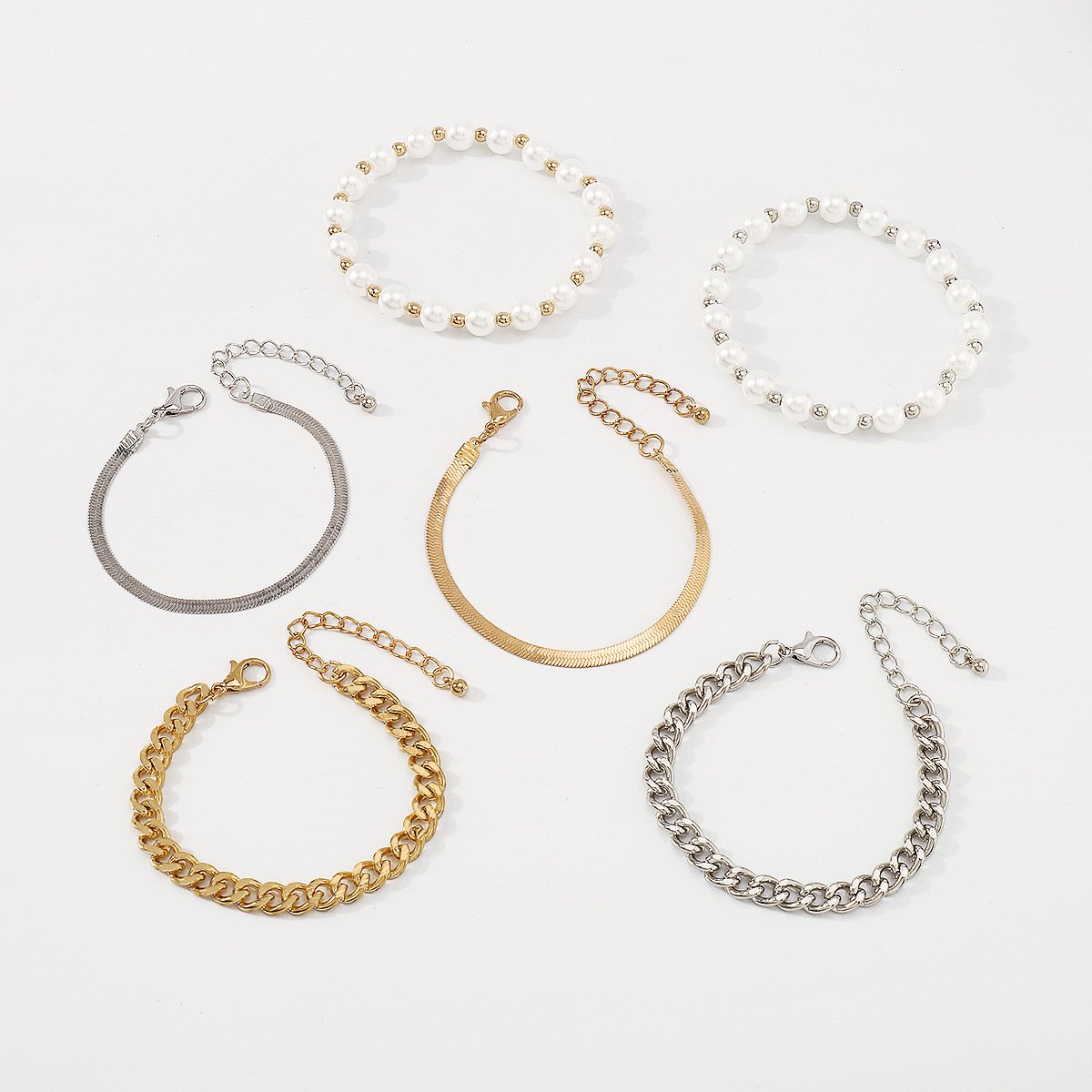 B1829 French Elegant Fragrance Bracelet Imitation Pearl Chain Beaded Temperament Fashion Snake Bone Chain Bracelet