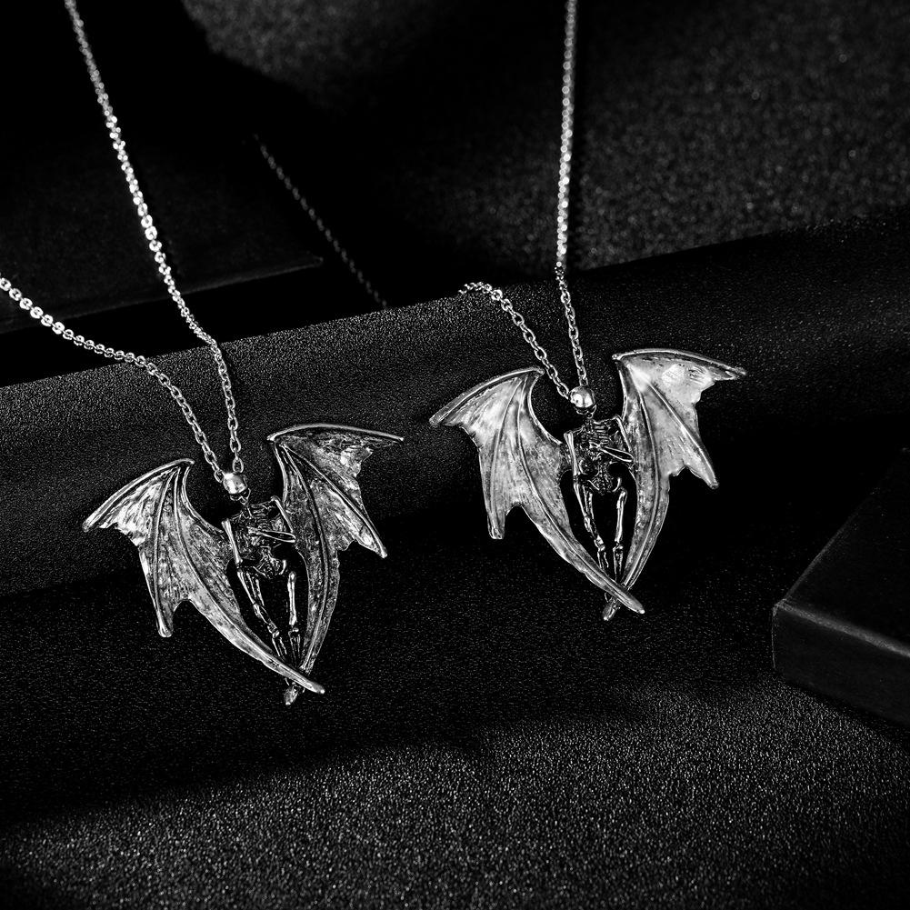 Halloween Necklace Creative Bat Wings Luminous Feather Hip Hop Skull Pendant