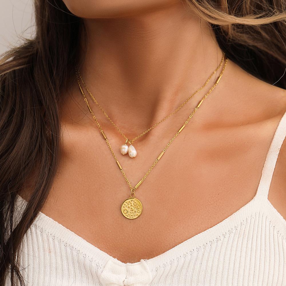 Personalized fashion stainless steel double stacked stitching golden freshwater pearl coin necklace collarbone chain