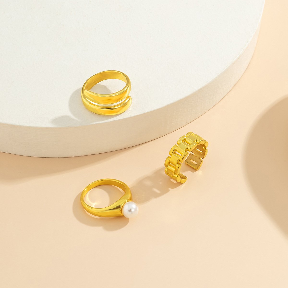 Simple glossy pearl inlaid all-match ring metal strap chain opening adjustable ring