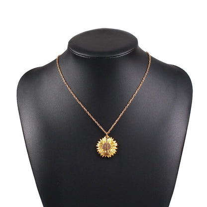 N7353 Retro Creative Necklace Personality Hip Hop Openable Sunflower Pendant Sunflower Jewelry