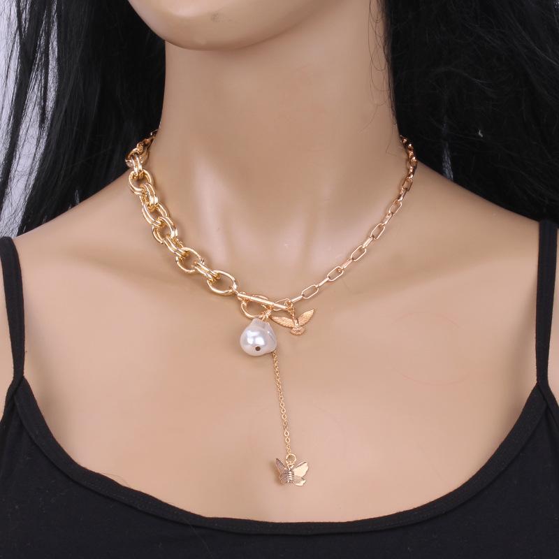 Niche Design Sense Necklace Female Indifferent Butterfly Shaped Pearl Stitching Chain Temperament Necklace