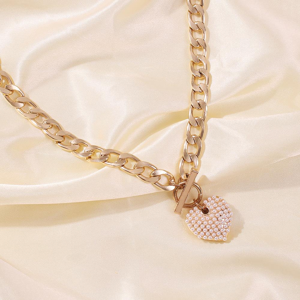 N755 Punk Pearl Love Necklace Female Personality Bold Water Wave Clavicle Chain