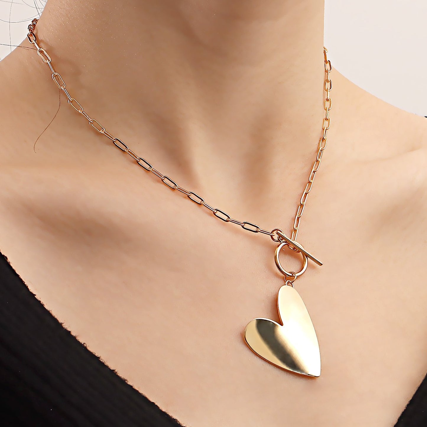 Explosive style metal texture punk ins simple necklace exaggerated love pendant necklace female accessories