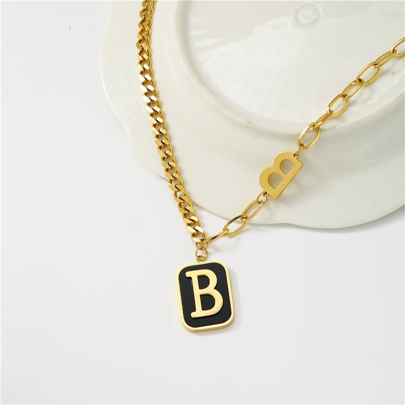 B letter necklace thick chain B font sweater chain 21 years niche design hip-hop black brand