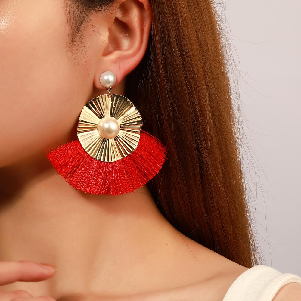 Exaggerated Metal Tassel Earrings Bohemian Fan-shaped Irregular Earrings Retro Geometric Pearl Earrings