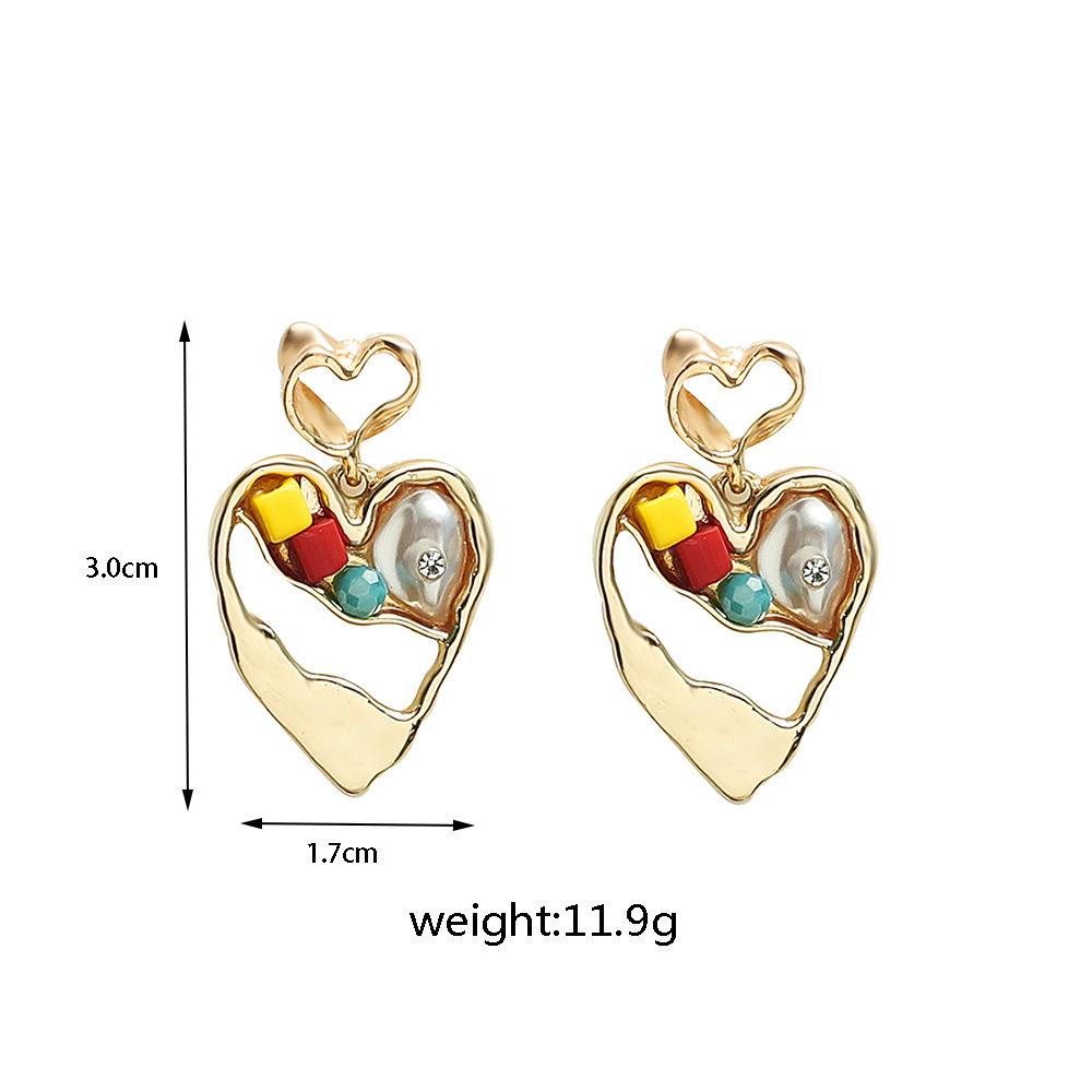 Baroque pearl crushed stone heart-shaped earrings temperament love earrings cute fresh contrast color peach heart earrings jewelry