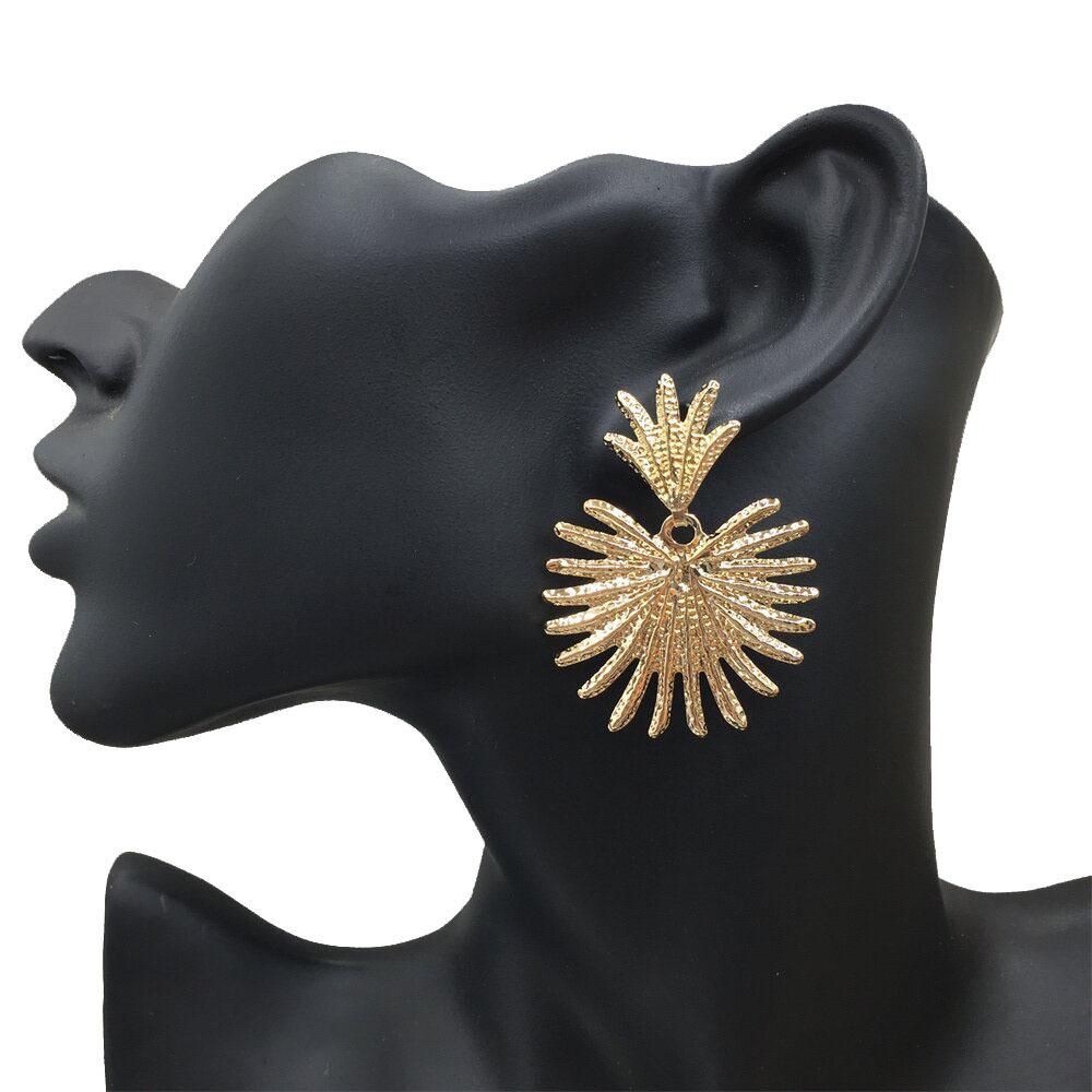 Summer exaggerated grid size leaf stud earrings shrimp skin earrings