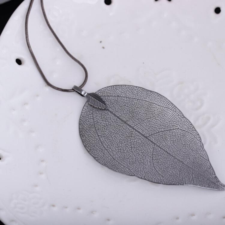 Real leaf specimen necklace fashion simple leaf pendant sweater chain necklace jewelry