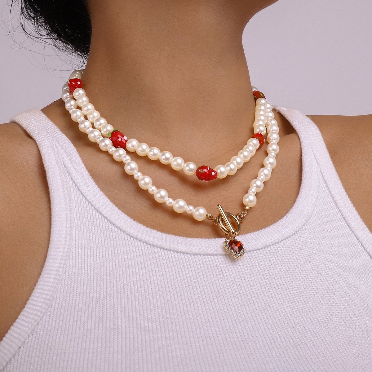 N1389 Holiday Color Necklace Imitation Pearl Ceramic Strawberry Lovely Necklace Heart Micro-inlaid Necklace