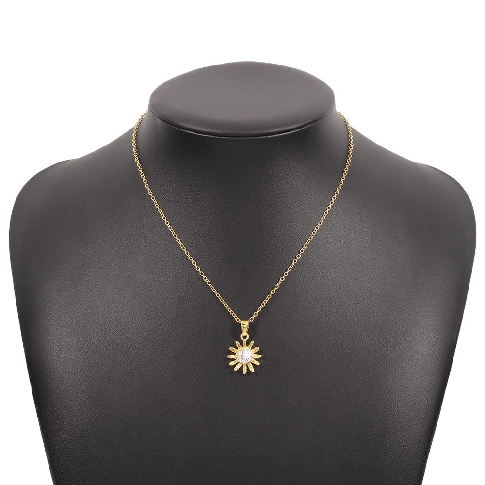 N9125 Sun Moon Pendant Necklace Niche Ladies Fashion Necklace Hong Kong Light Luxury Simple Clavicle Chain
