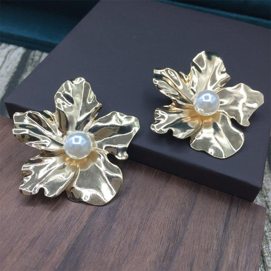 Pearl Petal Flower Stud Earrings Pop Jewelry Night Party Performance Earrings