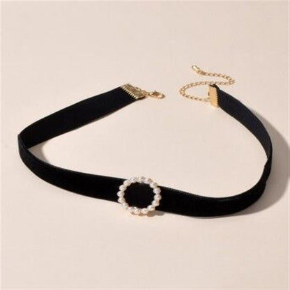 Choker collar clavicle chain simple single-sided velvet velvet neckband pearl love short necklace