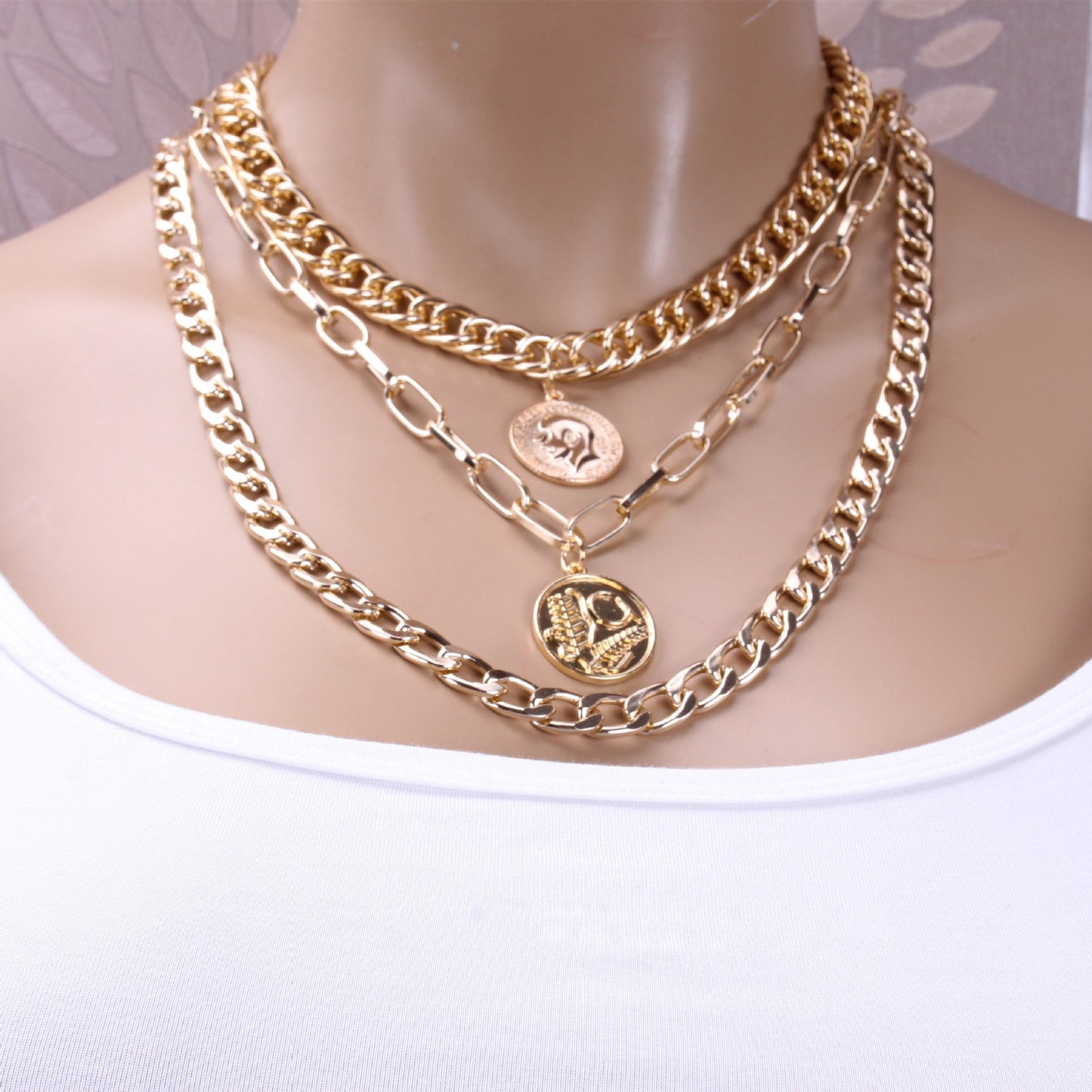 Jewelry Personality Round Card Coin Pendant Necklace Hip Hop Trendy People Image Multilayer Chain Necklace Female