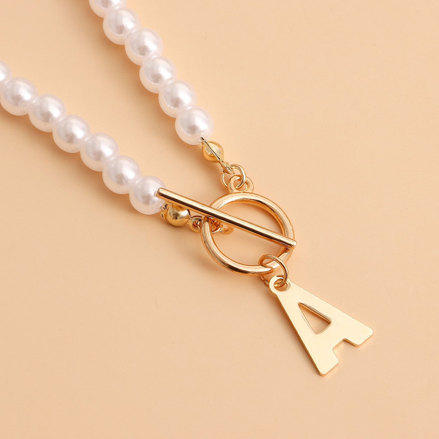Explosive simple imitation pearl chain letter A pendant necklace female choker pearl necklace