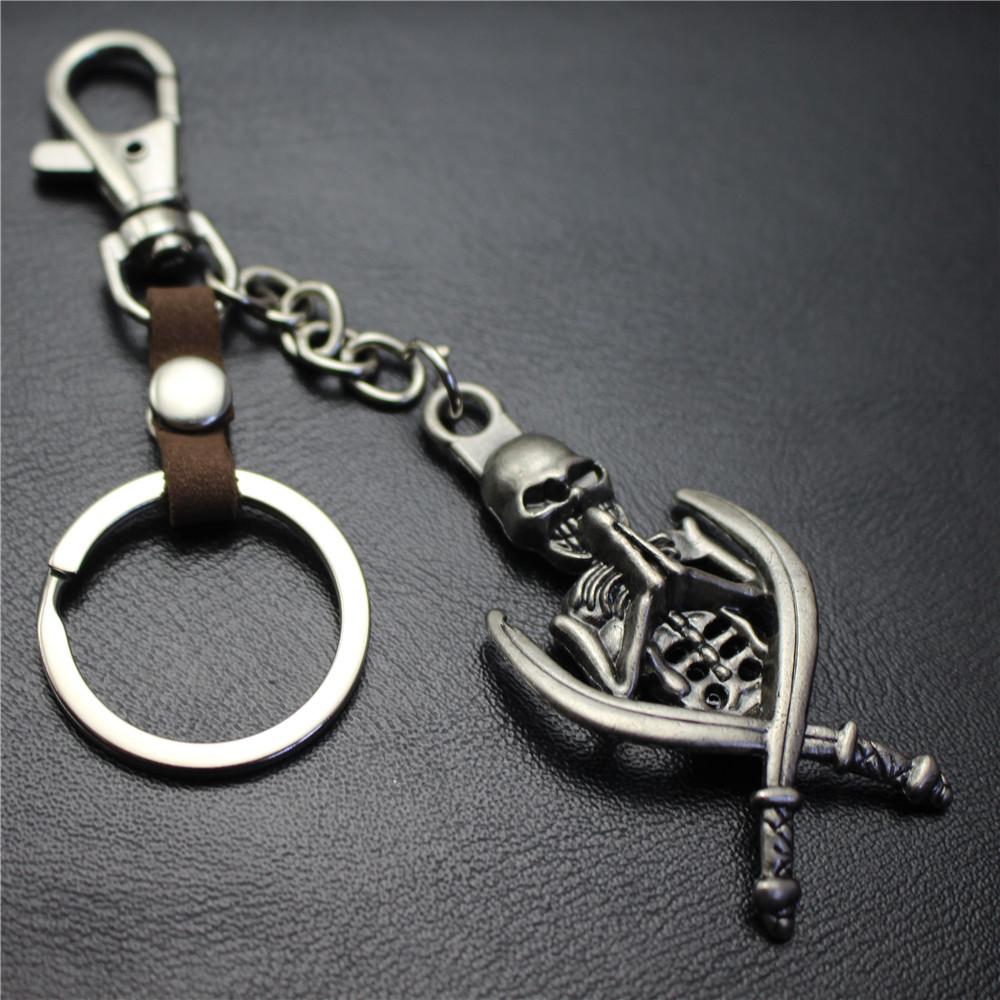 Double Sword Reaper Skull Alloy Pendant Leather Keychain Retro Key Ring Pendant Gift