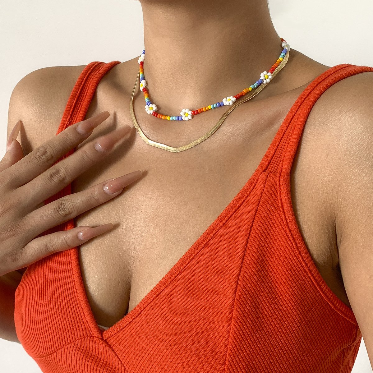 Jewelry simple daisy colorful flower bead necklace hip-hop retro metal snake bone chain necklace