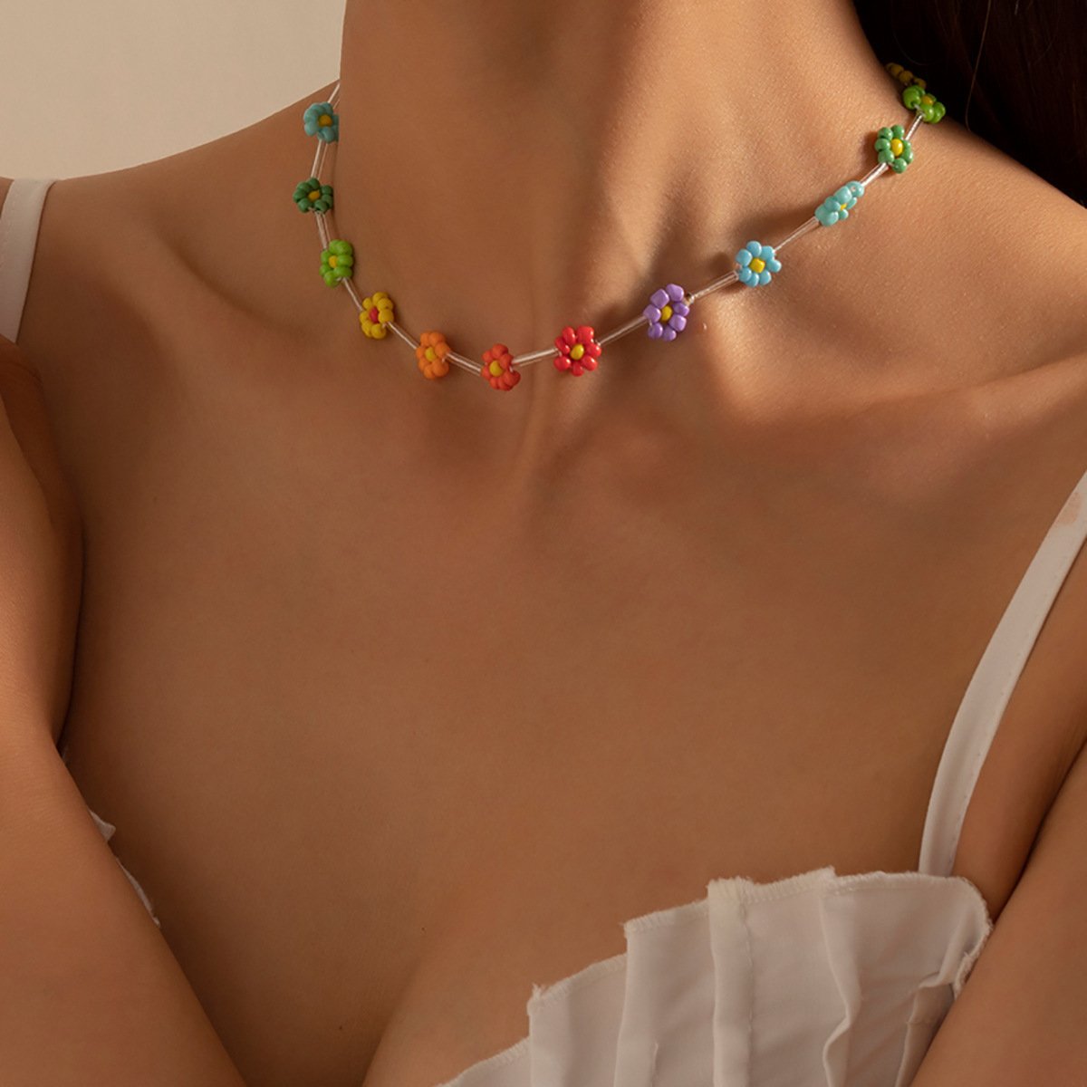Jewelry Simple Color Gradient Rice Beads Small Daisy Necklace Holiday Braided Clavicle Necklace Women