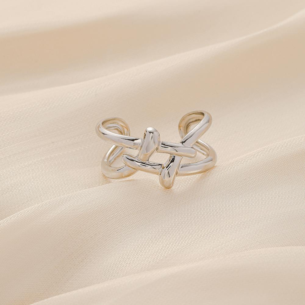 Trendy Street Shot Fashion Ladies Stainless Steel Creative Design Open Braided Line Adjustable Ring