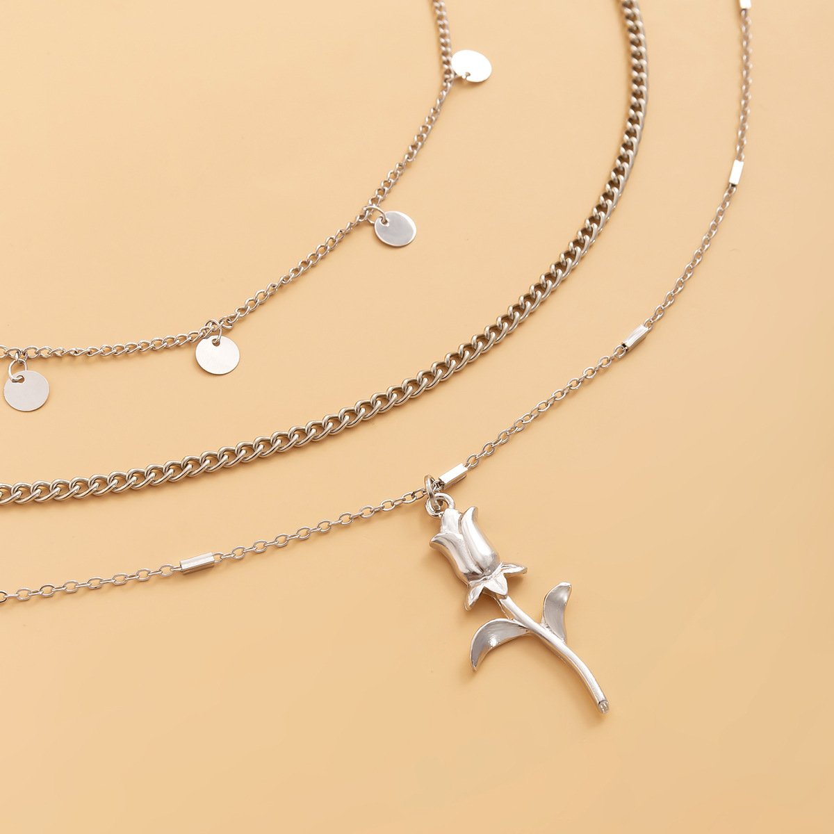 Jewelry Retro Sequin Metal Necklace Mix and Match Long Rose Pendant Chain Multilayer Necklace Women