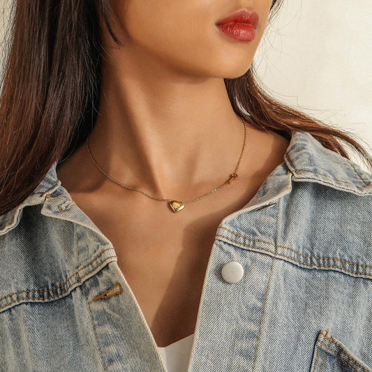 Stainless Steel Gold Plated Love Padlock Necklace Temperament Simple Small Fresh Titanium Steel Clavicle Chain