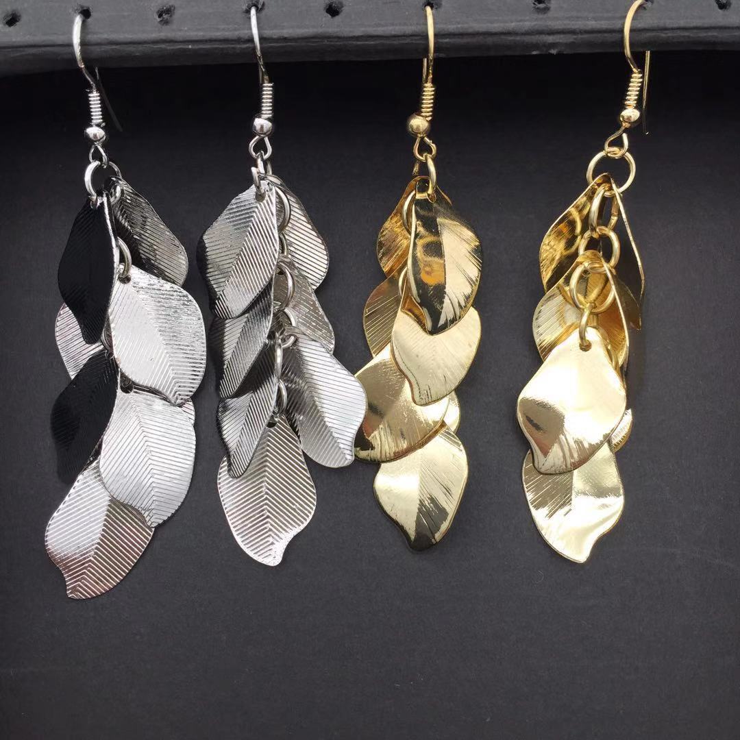 Fashion Texture Metal Sequins Banana Leaf Ladies Earrings Pop Earrings Indian Ear Jewelry