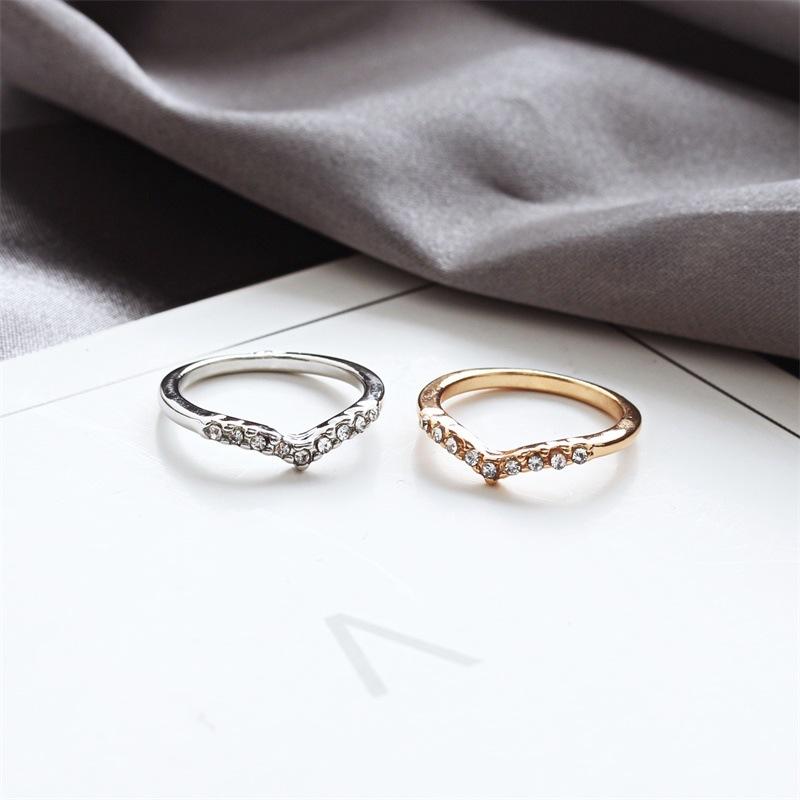 1385 Exquisite Jewelry V-shaped Unique Design Diamond Pinkie Ring and Tail Ring