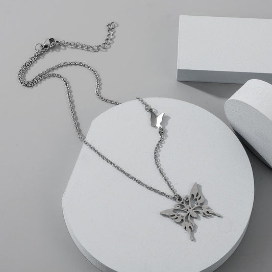 INS Hot Necklace Stainless Steel Retro Cold Butterfly Pendant Fashion Port Temperament Necklace