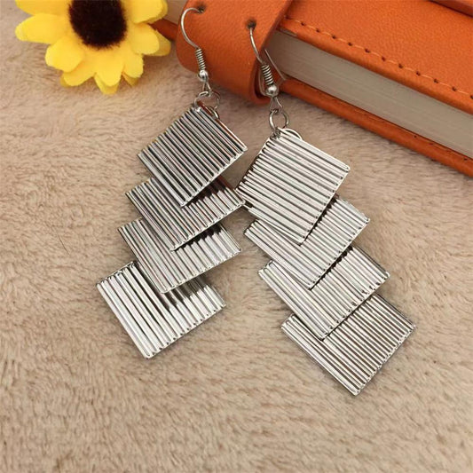 Square horizontal stripes sequin string earrings exaggerated atmosphere ladies earrings fashion accessories ears