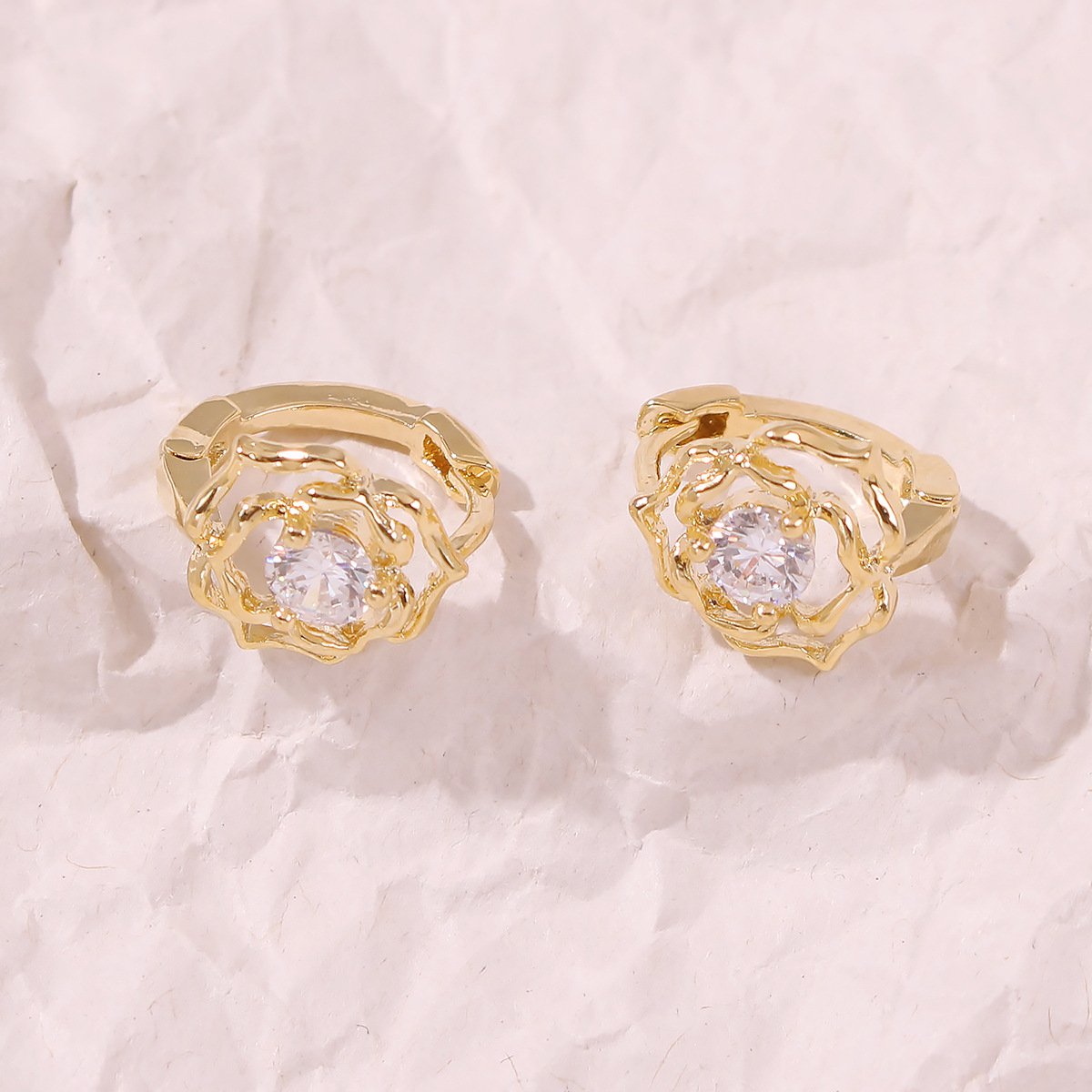 E8429 Jewelry Simple Rose Copper Zircon Earrings Personality Commuting Cold Earrings Earrings