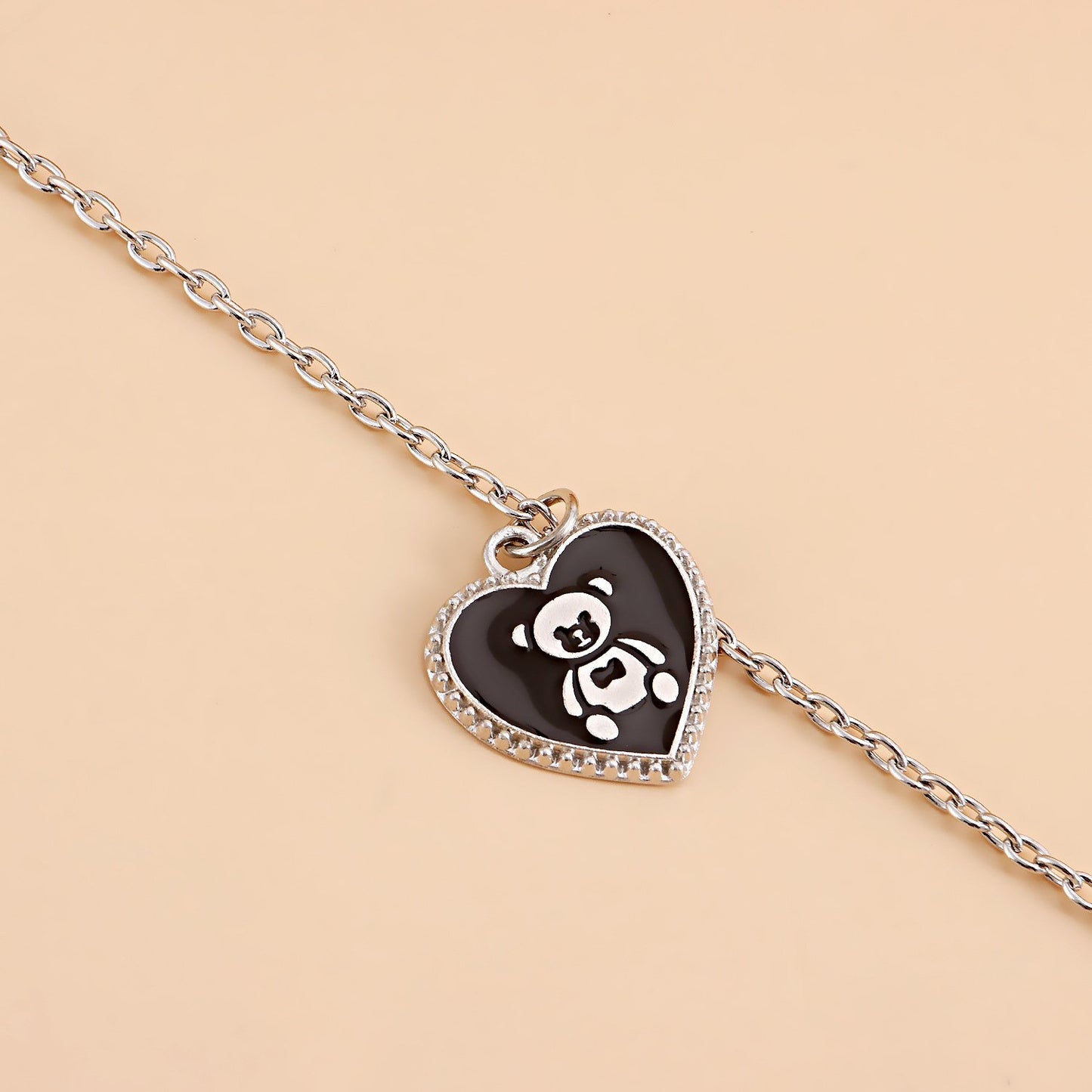 Jewelry simple single-layer black love bear pendant necklace female necklace does not fade